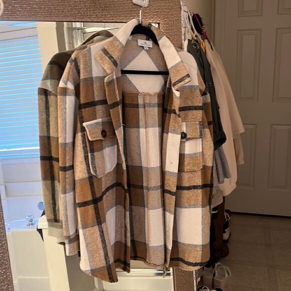 Urban Daizy Thick Flannel Shacket L - Picture 1 of 6